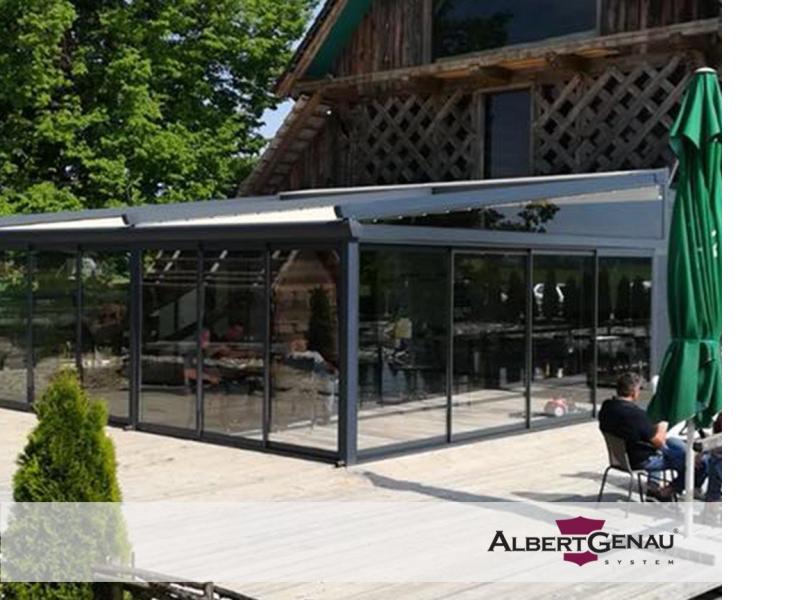 Albert Genau Cam Balkon