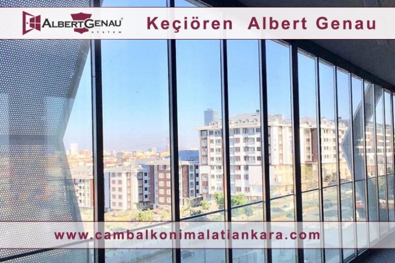 Albert Genau Cam Balkon