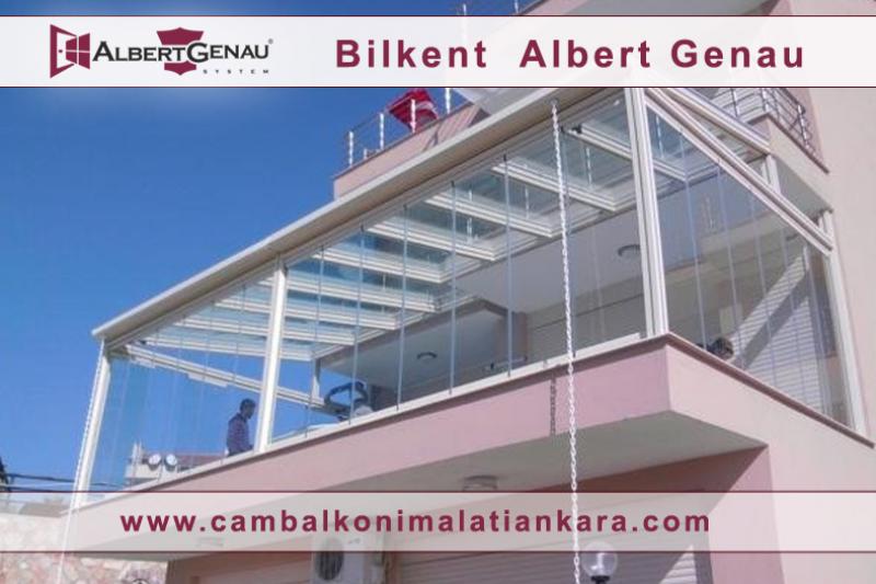Albert Genau Cam Balkon